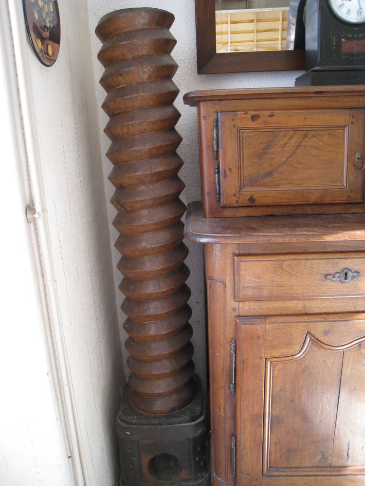 Vis de pressoir du XIX noyer 135 Saint-Ismier (38)