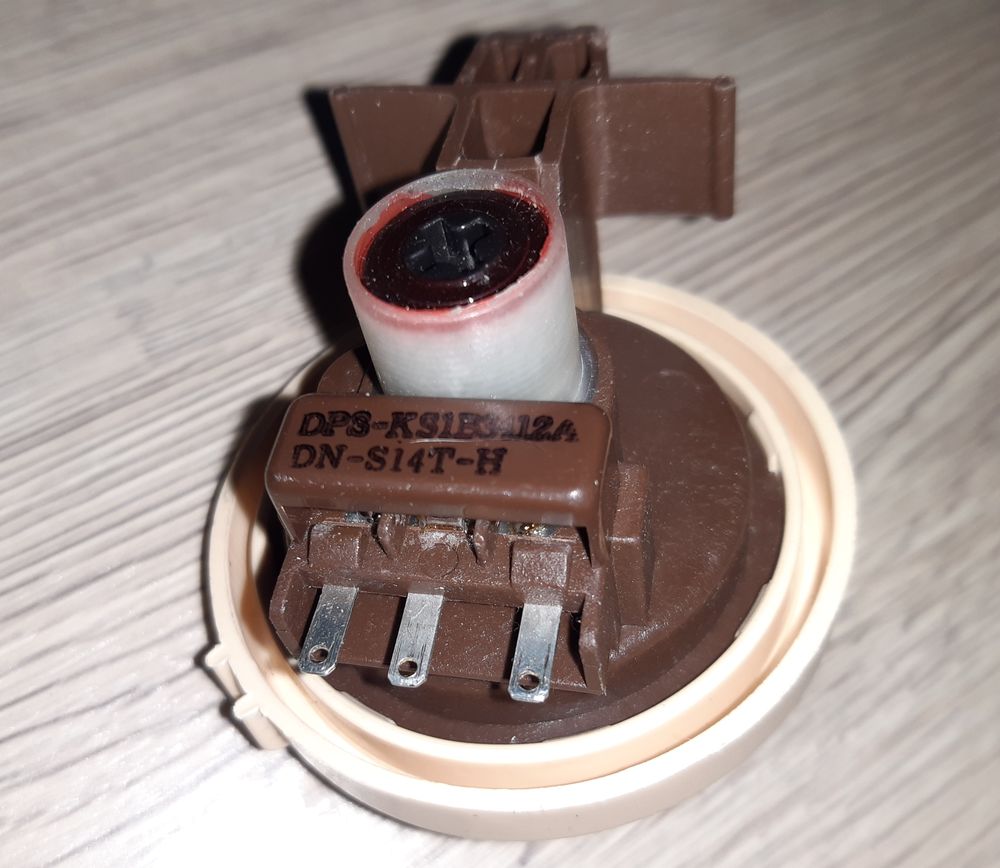 Pressostat machine � laver Samsung eco bubble 20 Fontaine (90)