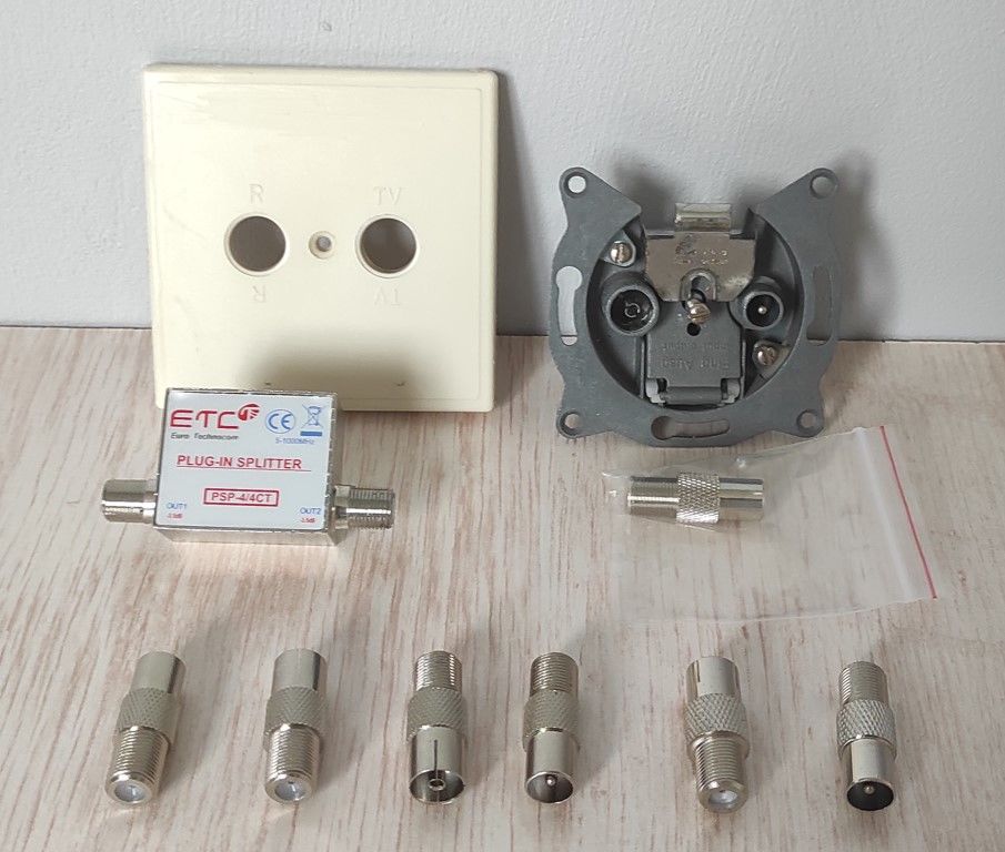 Prise et connecteurs t�l�vision 1 Metz (57)