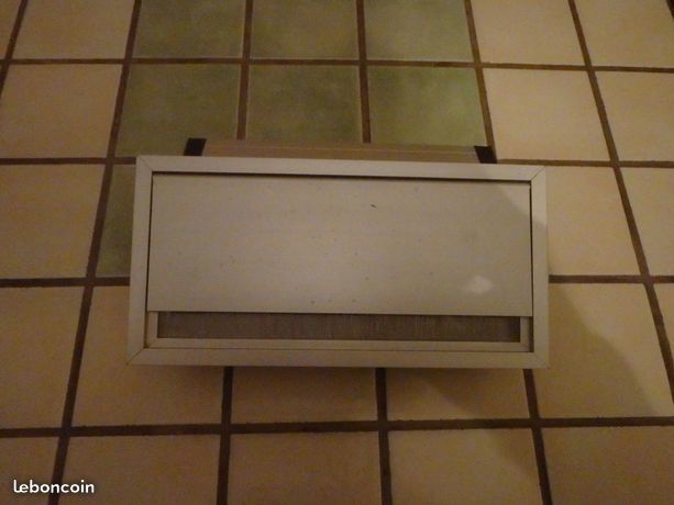 prise a encastrer 80 Fouch�res (89)