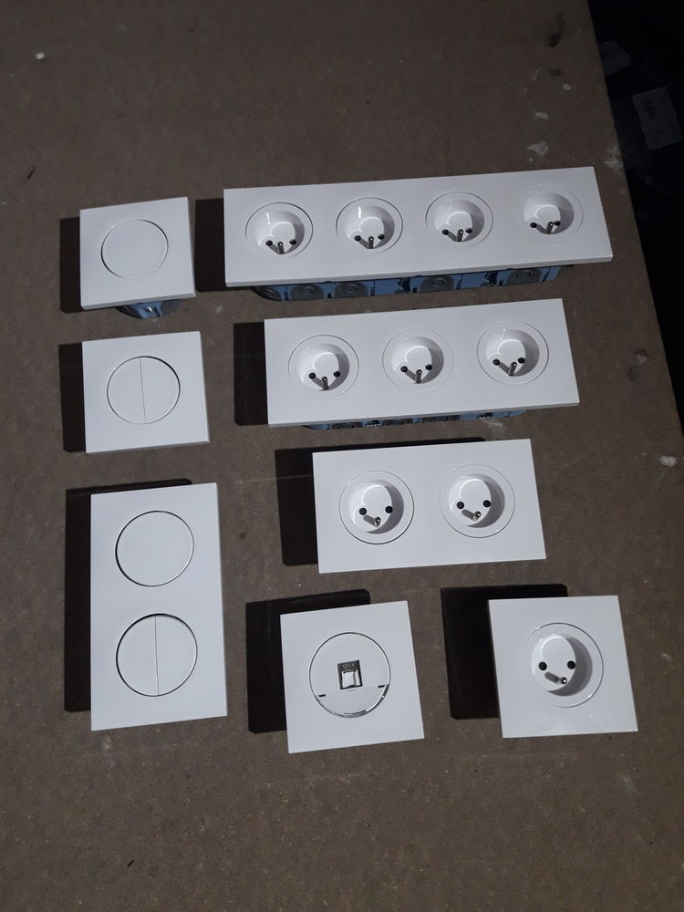 Prise et interrupteur 1 Vieux-Rouen-sur-Bresle (76)