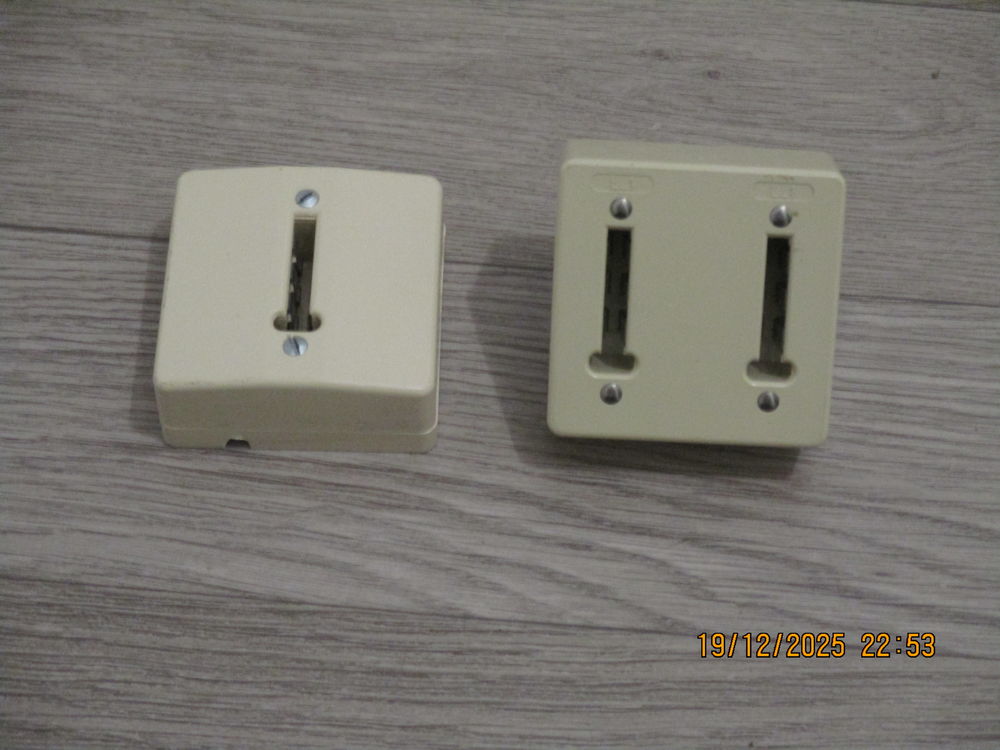 Prise t�l�phone double et mural 15 Malz�ville (54)