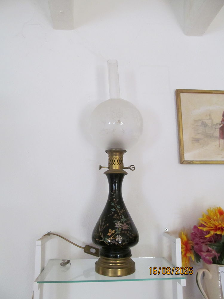 Prix brad� cause d�part. Lampe ancienne porcelaine Limoges 20 Montgivray (36)