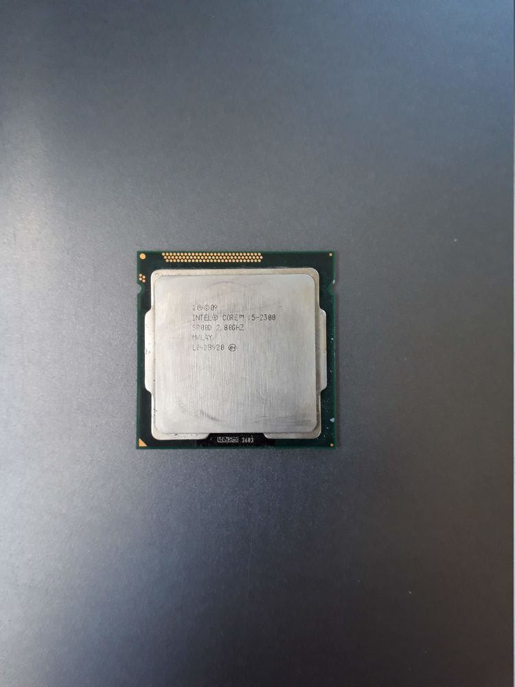 Processeur INTEL I5-2300 SKT 1155 2,80GHz 15 Arques (62)