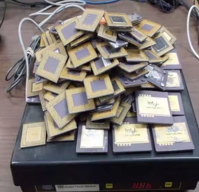 Processeurs Intel Pentium Pro Ceramic 486 13 Passy (89)