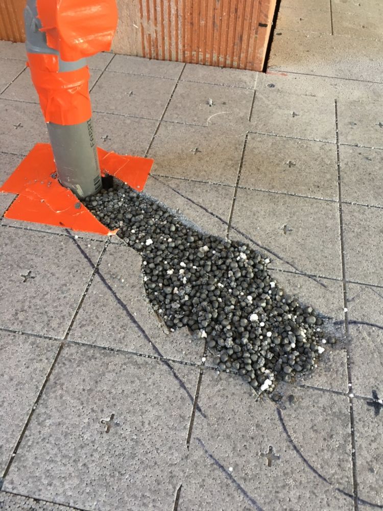 Produit d'isolation bille de graphite
Sac de 300l et 500l 10 Le Vernet (03)