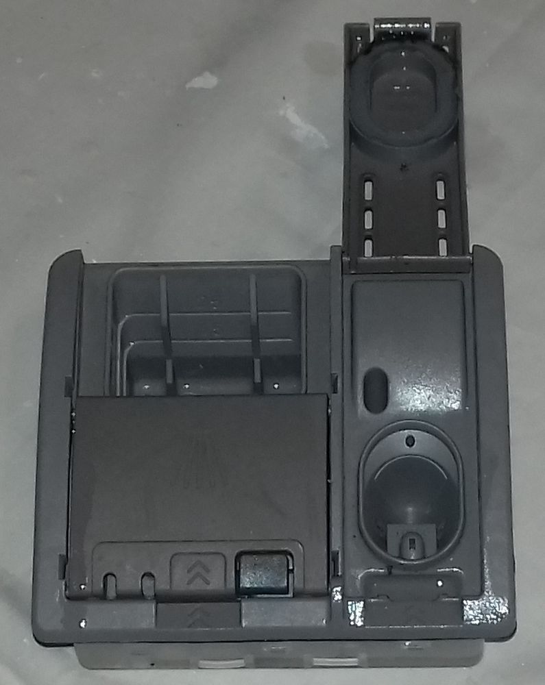 Bac � produits - lave-vaisselle 25 Poey-de-Lescar (64)