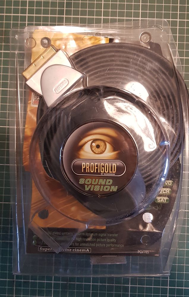 PROFIGOLD scart-sacrt video interconnect 5 m�tres P�ritel 20 Montrouge (92)