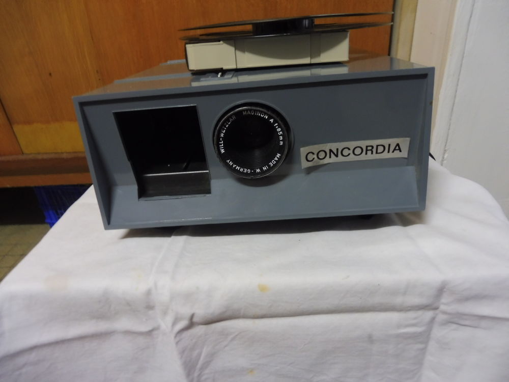 PROJECTEUR    ANCIEN 30 Laval (53)