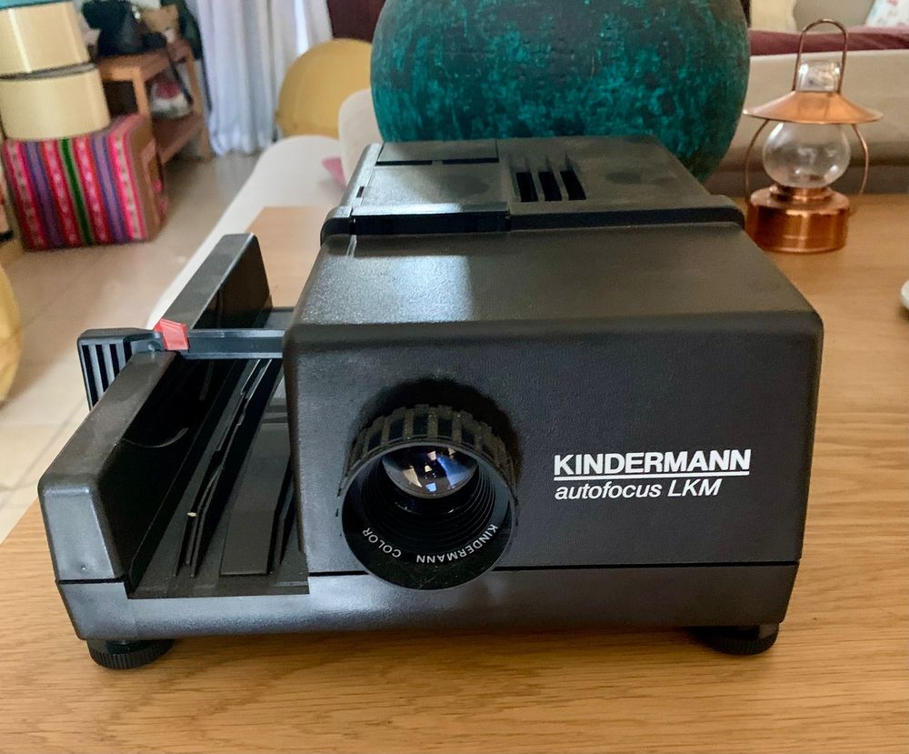 Projecteur diapositive Kindermann autofocus LKM + accessoire 150 Bobigny (93)