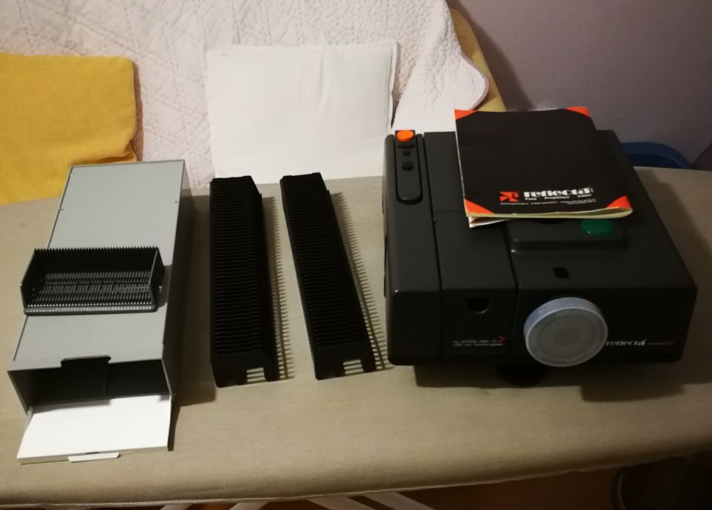Projecteur diapositives REFLECTA DIAMATOR 115 Vourles (69)