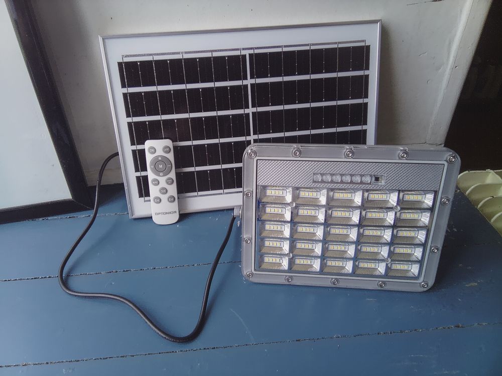 Projecteur d'ext�rieur solaire �tat neuf 0 Pont (21)