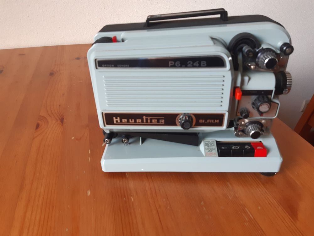 PROJECTEUR FILMS 8/SUPER8 100 Montbrison (42)