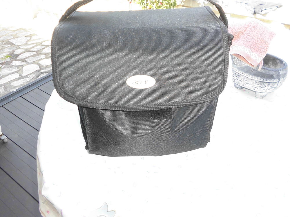 projecteur de la marque ACER 150 Puget-sur-Argens (83)