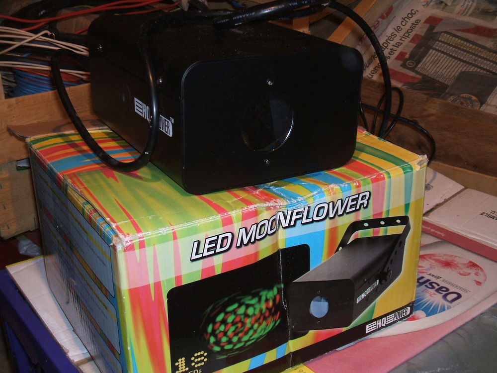 PROJECTEUR pour DJ et petites soir�e 25 Saint-S�bastien-sur-Loire (44)