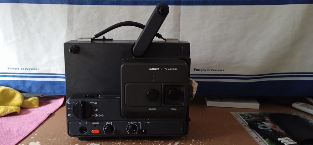 projecteur super 8 80 Narbonne (11)