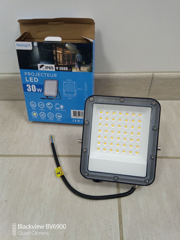 Projecteur Led 30 Watts 5 Pind�res (47)