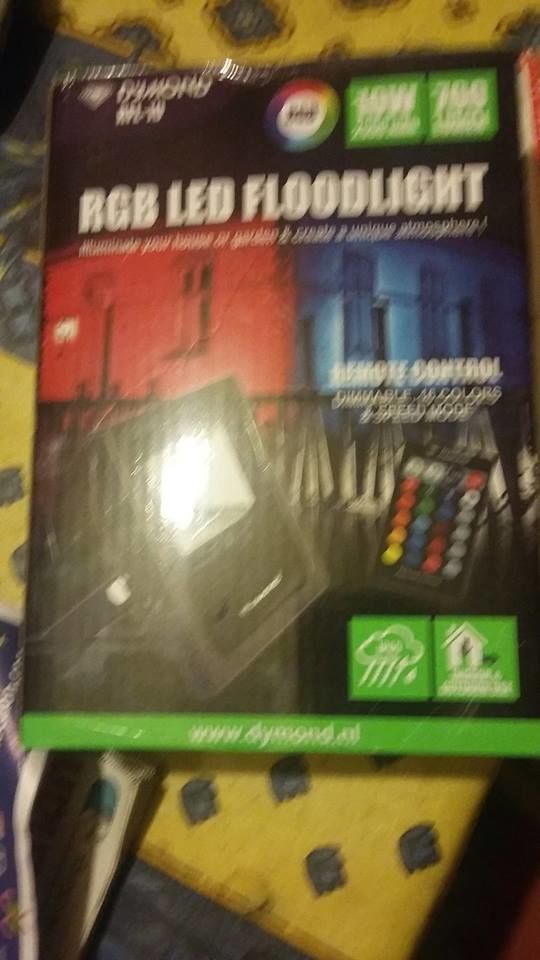 projecteurs   de  couleurs 10 Ch�teauroux (36)