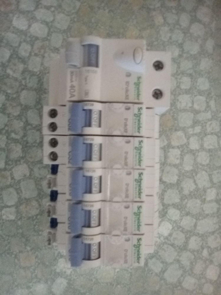 Protection �lectrique 70 Mach� (85)