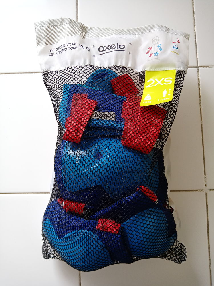 Set protections enfant Oxelo 2XS 5 Emmerin (59)