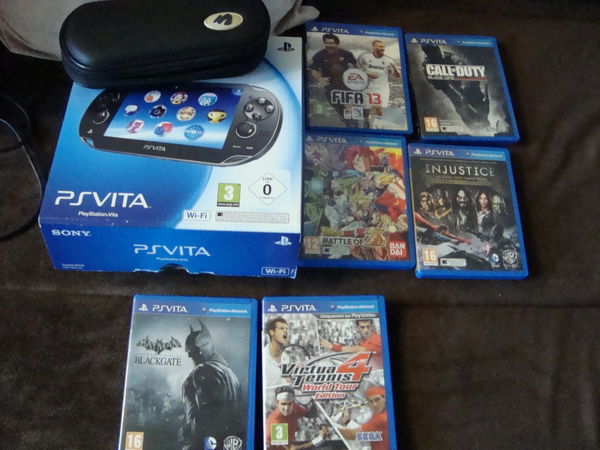 psvita avec 6 jeux 140 Sainte-Genevi�ve-des-Bois (91)