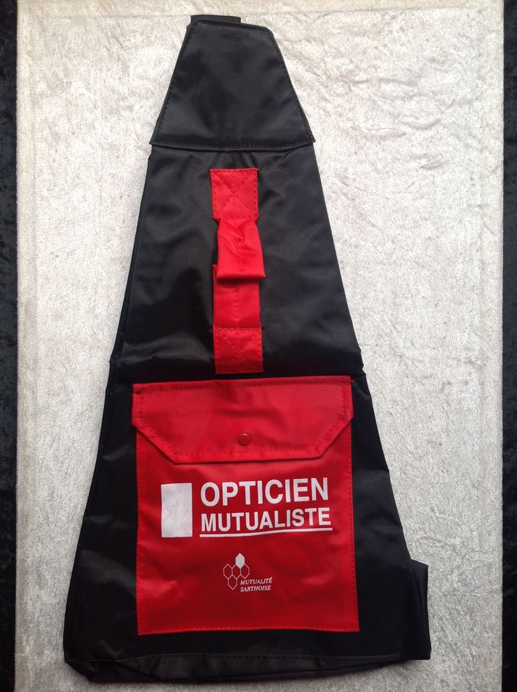 SAC � DOS PUBLICITAIRE OPTICIEN MUTUALISTE
5 Tr�gunc (29)