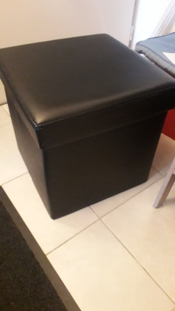 PUFF Fait coffr�e rangement 20� simili cuir 20 Tarnos (40)