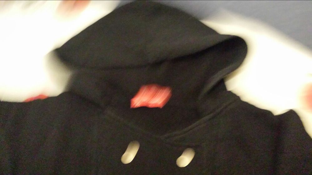 pull avec capuche 10 Noyon (60)