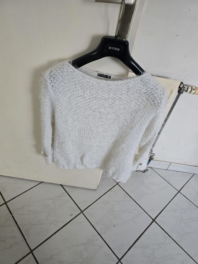 Pull blanc fil argent� 30 Vaux-le-P�nil (77)