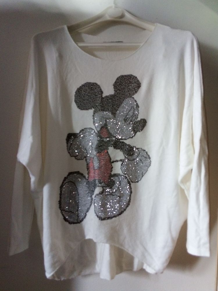 Pull blanc Mickey blanc 5 Caen (14)