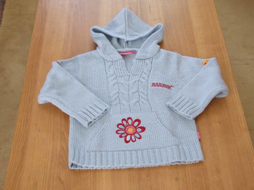 Pull � capuche, BARBIE, Bleu clair, 6�ans (114�cm) TBE 5 Bagnolet (93)
