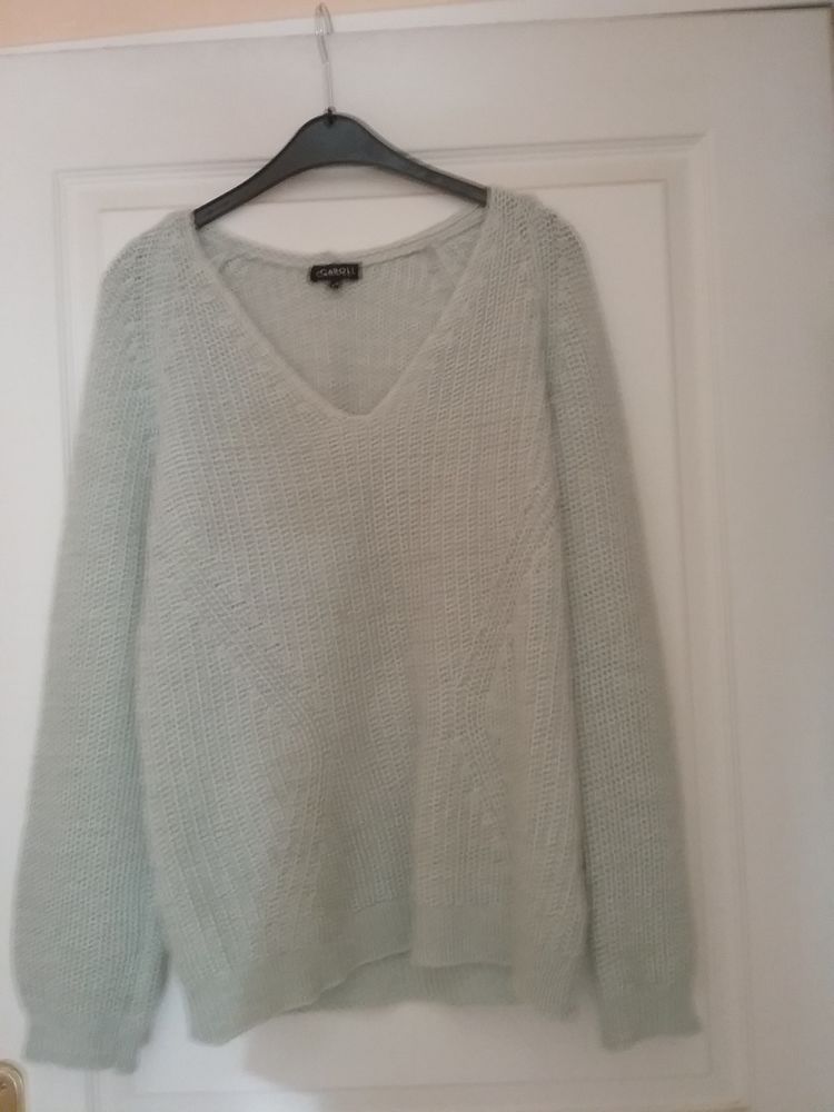 Pull CAROLL  T 42 10 Courbevoie (92)
