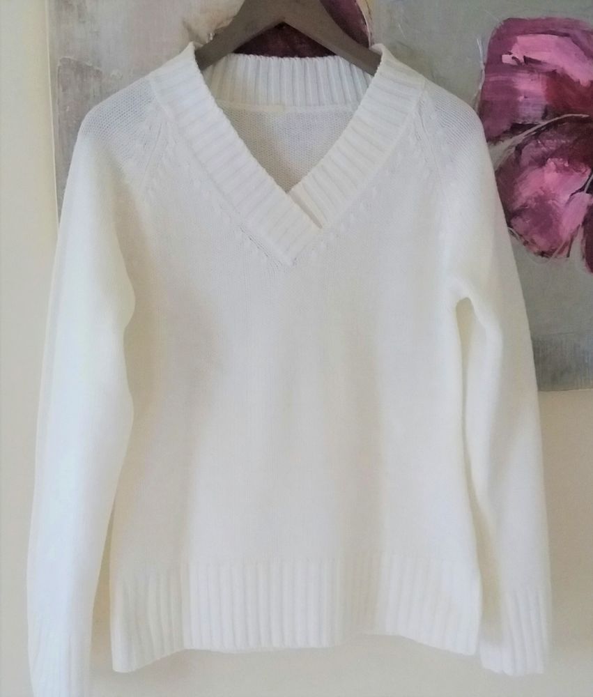 Pull �cru � col V  pull mi fin tout doux �tat neuf T 38 - 40 8 Domart-en-Ponthieu (80)