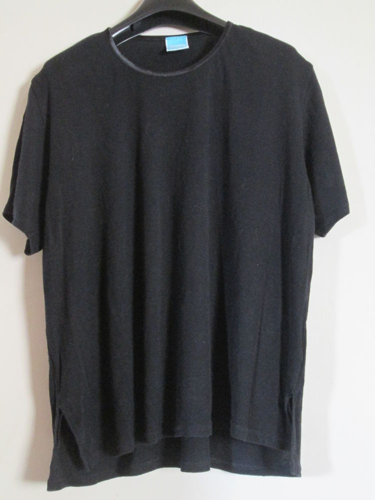 Pull femme noir manches courtes Marque Pecca ,bord encolure 8 Goussainville (95)