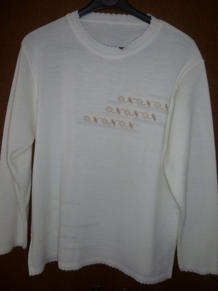 PULL FEMME 6 R�alville (82)