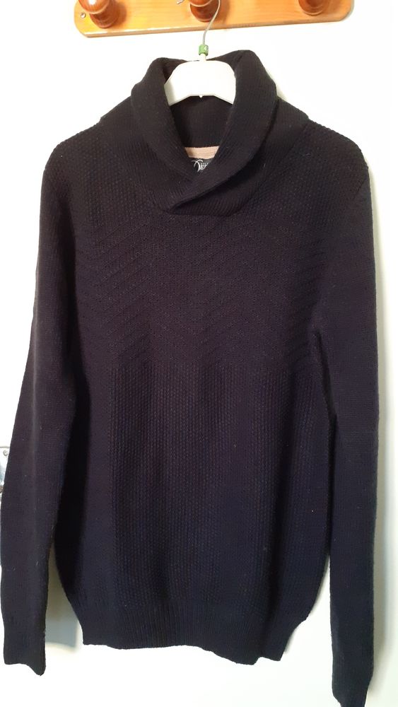 Pull gar�on taille S 8 Grisolles (82)