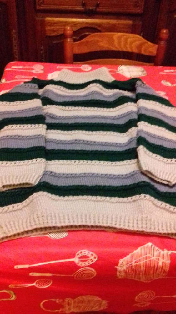 UN PULL HOMME QUE JAI FAIT AU TRICOT 15 Saint-Nazaire (44)