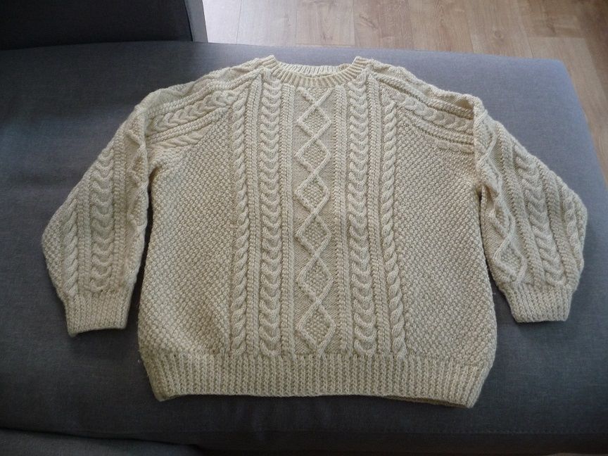 Pull irlandais en laine enti�rement r�alis� main 50 Celles-sur-Belle (79)