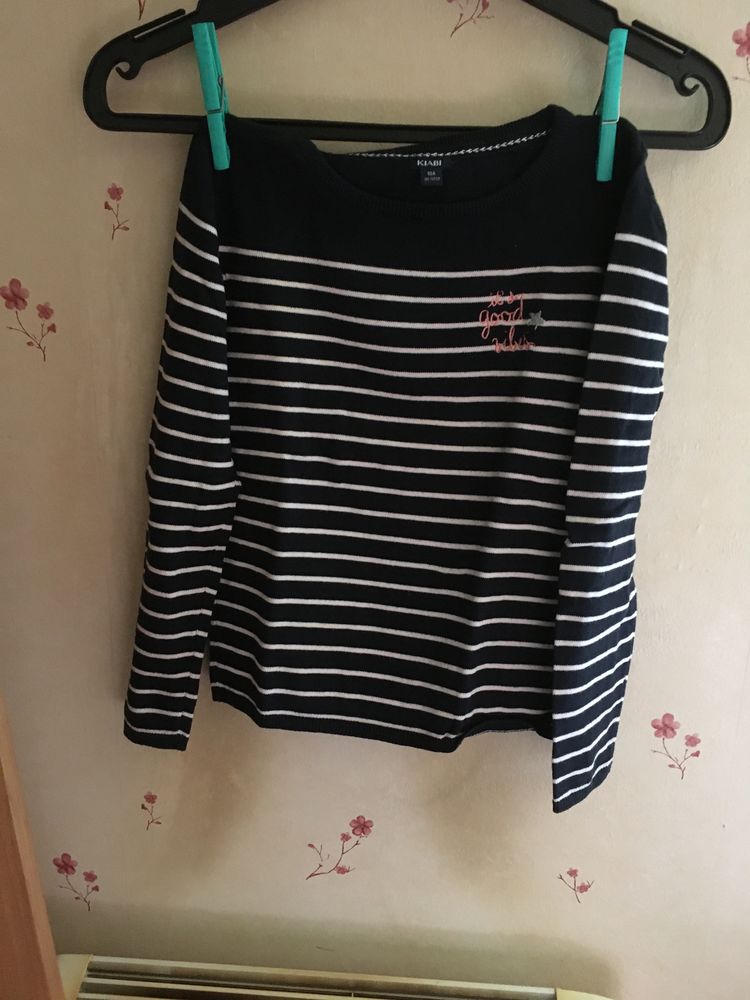  pull et jean fillette 10 Sainte-Honorine-des-Pertes (14)