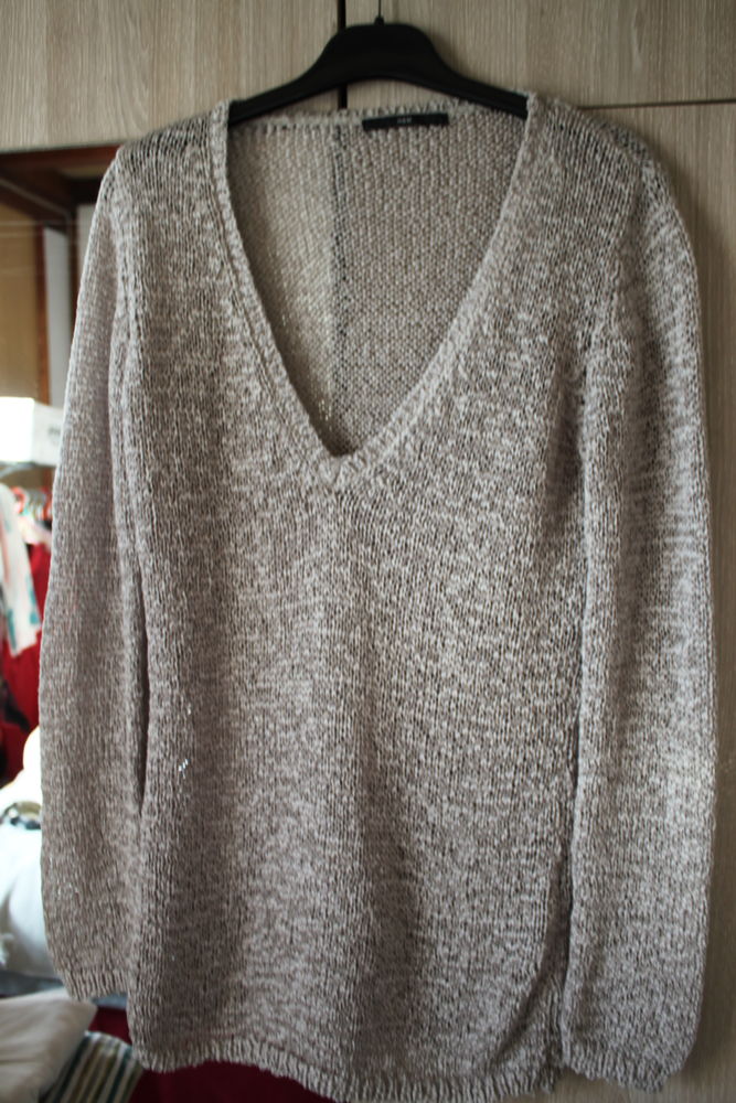 Pull long H&M taille unique, col en v, couleur beige marron 5 Monceaux (60)