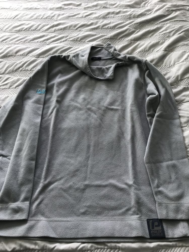 Pull maille polaire GRIS  fermeture sur l'�paule  38 ou 16 a 5 Saint-Genis-Laval (69)