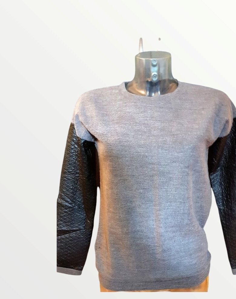 Fin pull manches longues effet cuir Taille S 4 La Gorgue (59)