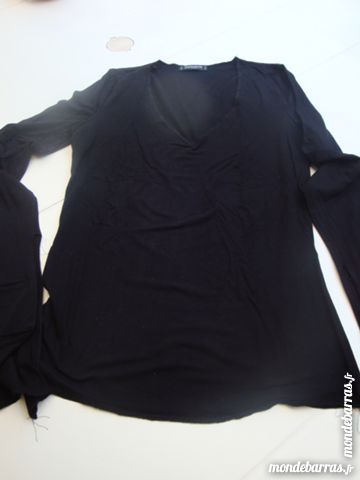 Pull noir � manches longues marque SINEQUANONE 3 Nimes (30)