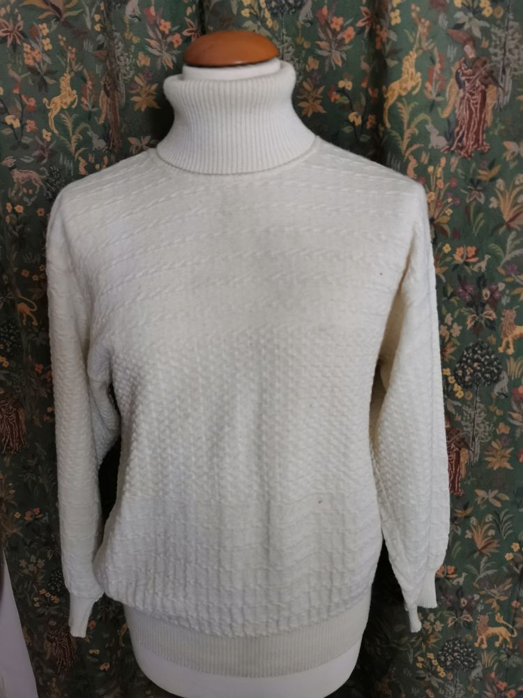 Pull col roul� blanc �cru marque  LEPOUTRE  42 L'Aigle (61)