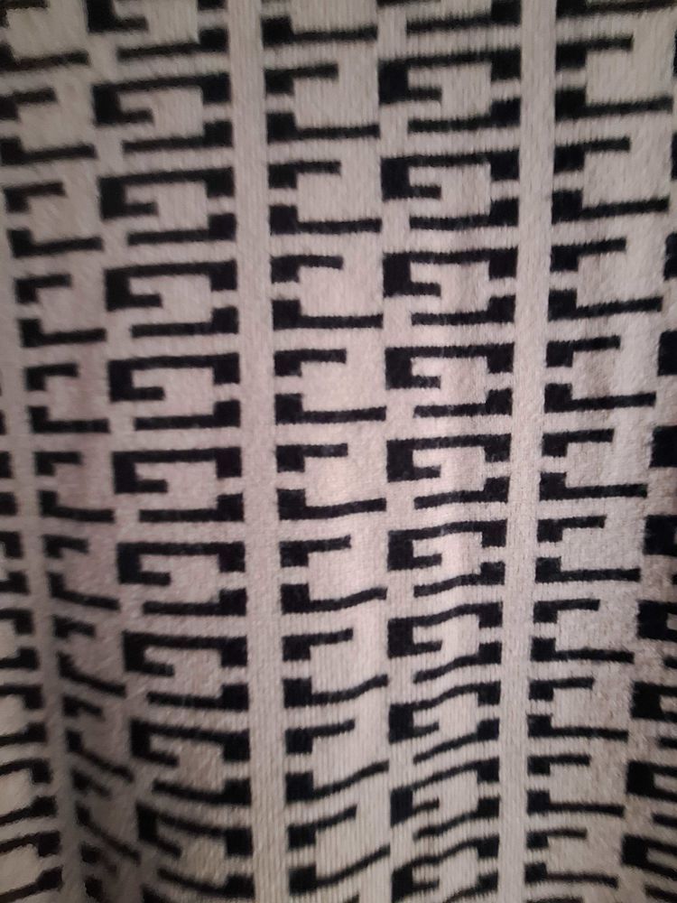 pull col roul� marque Jovial 12 Arles (13)