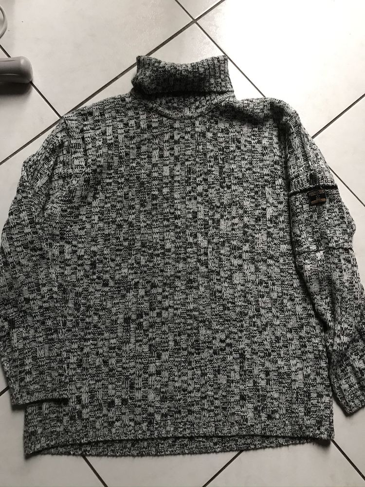 pull col roul� Mouchet� COMPLICES  16 ans 6 Saint-Genis-Laval (69)