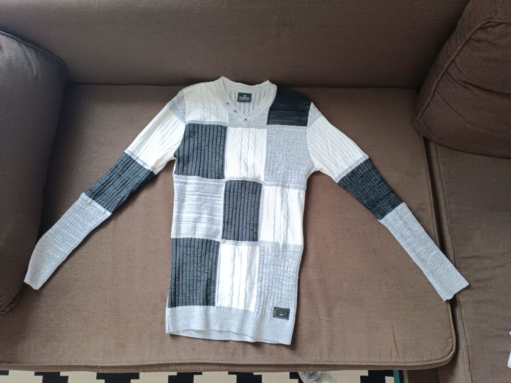 Pull taille XL (mais taille petit) 10 Chelles (77)