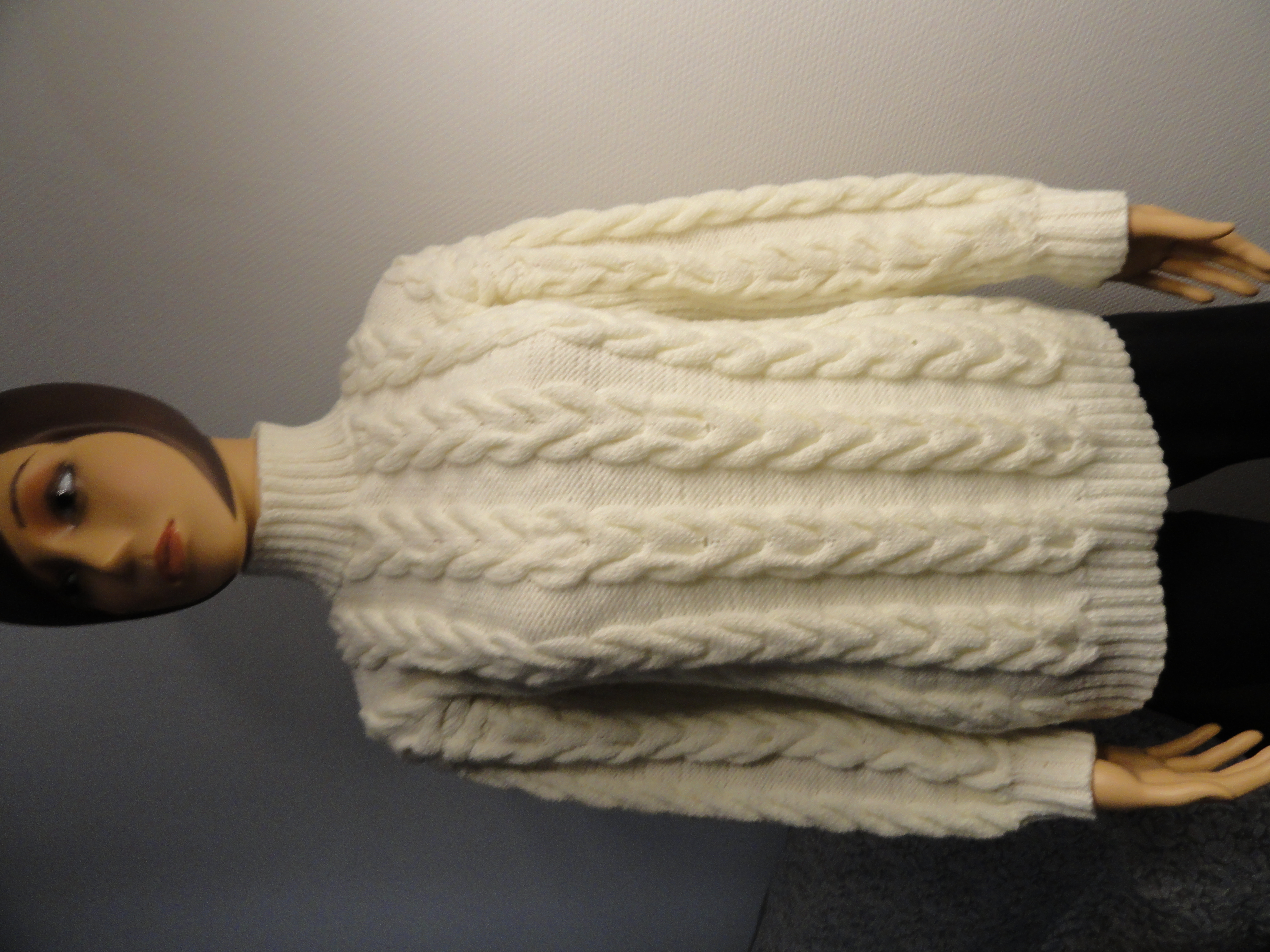 Pull � torsade / Tricot fait main 35 Douai (59)