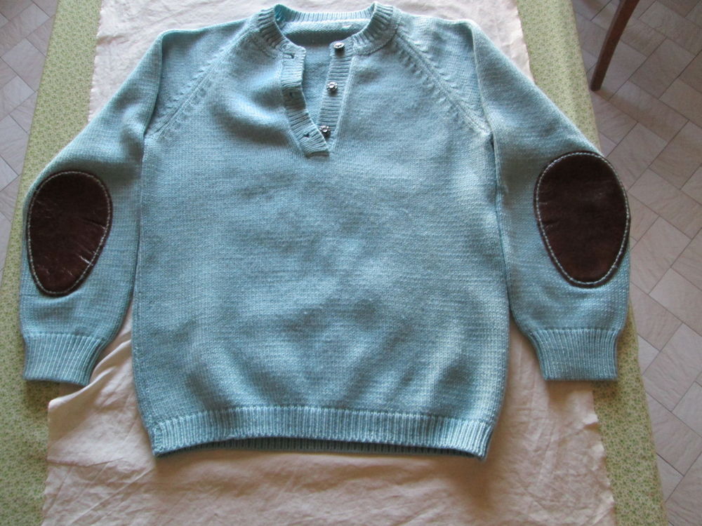 Pull tricot� machine bleu turquoise 20 Bourgoin-Jallieu (38)