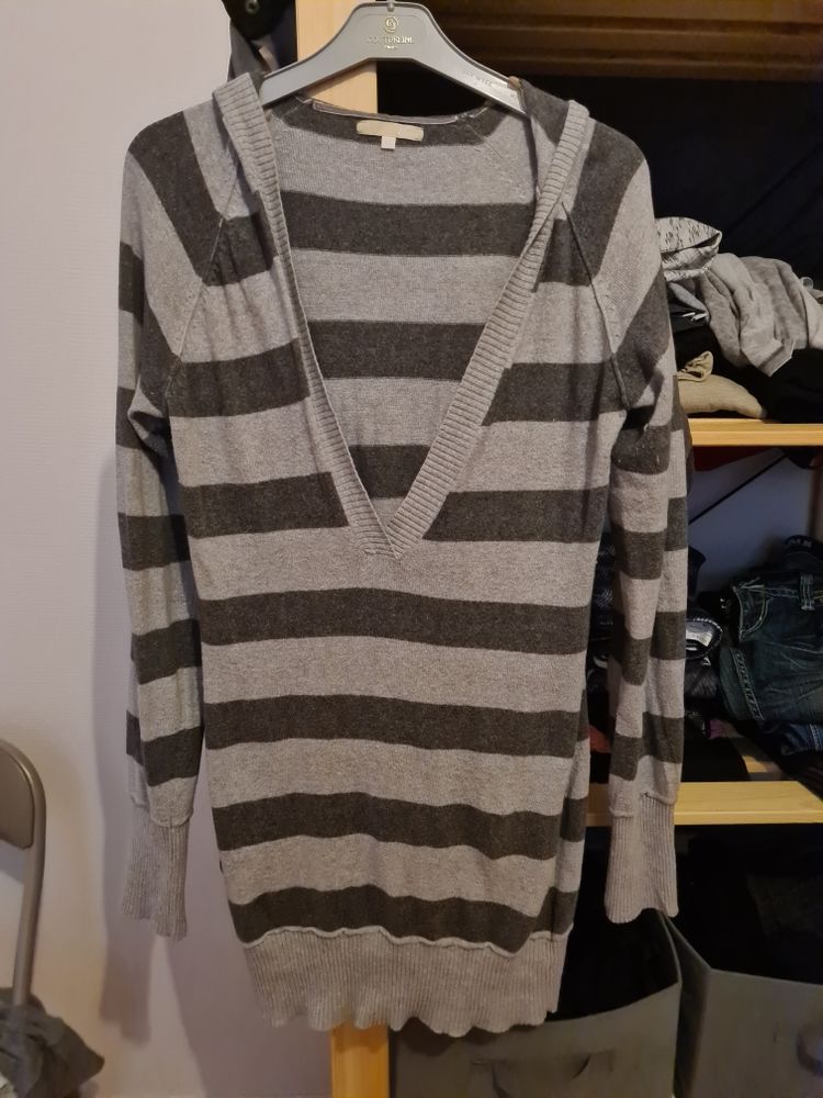 pull tunique M 3 Villeneuve-sur-Auvers (91)